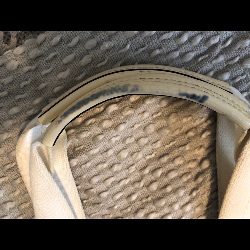 Used Coach Purse - Picture 4 of 8